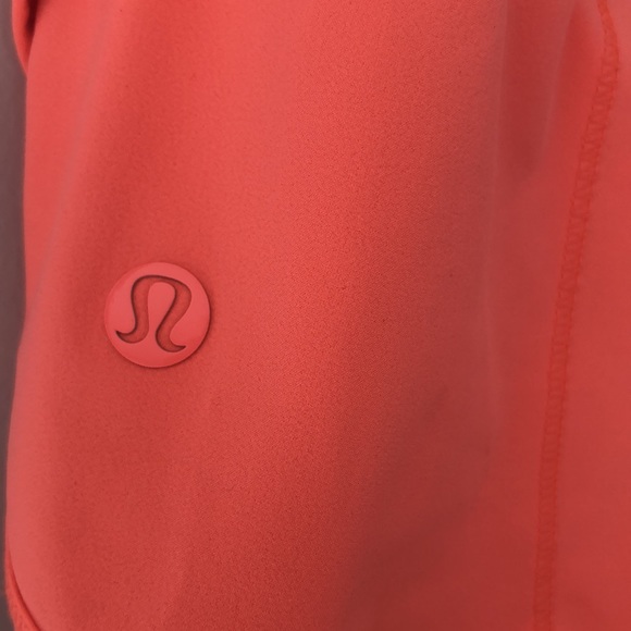 LuluLemon Speed Up Short 2.5" - Picture 3 of 3